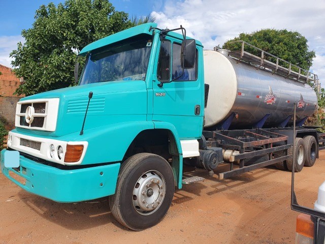 MB 1620 ANO 2000 TRUCK TANQUE TÉRMICO PARA LEITE 13.600 LITROS