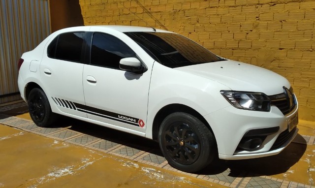 RENAULT LOGAN ZEN 1.0