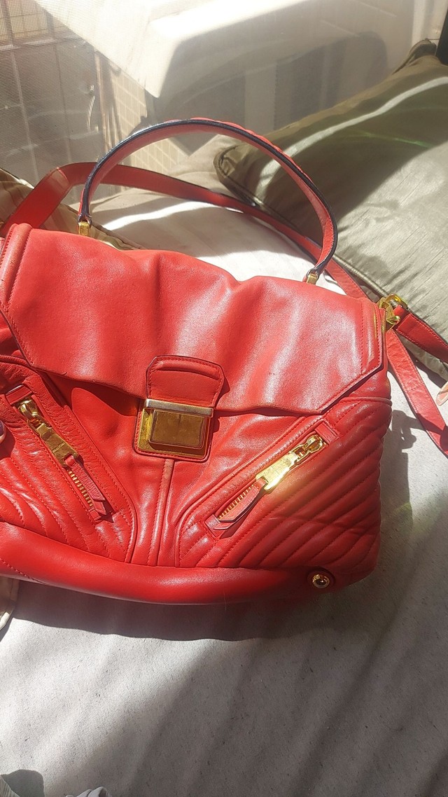 miu miu bolsa red