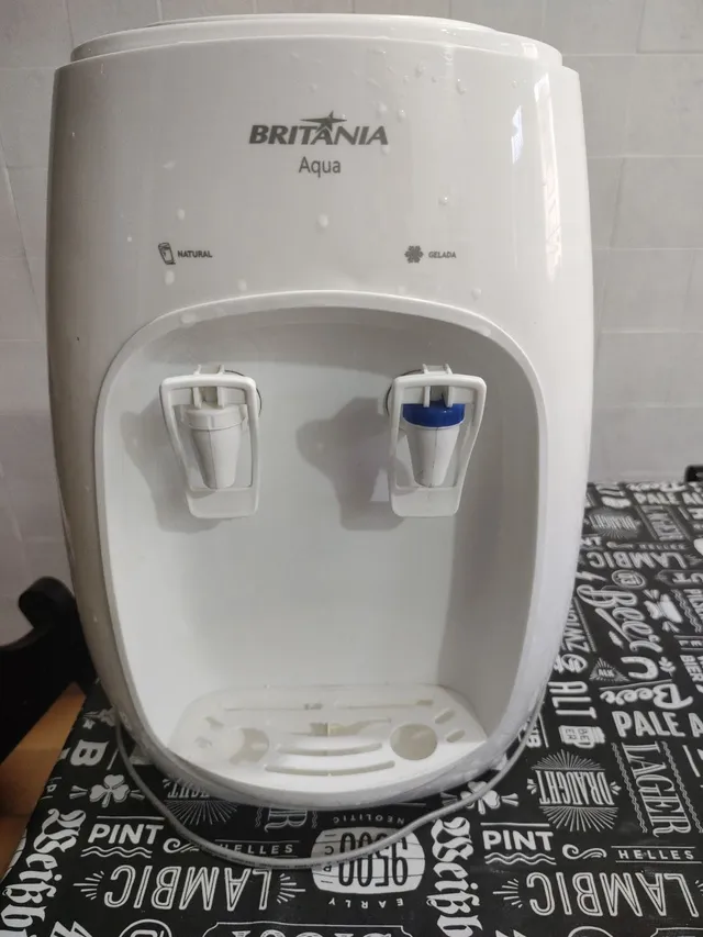 Bebedouro Britânia BBE12P 10L ou 20L Sistema Perfurador Bivolt