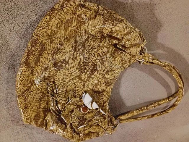 Bolsa de plástico verde imitação cobra nunca usada - Foto 5