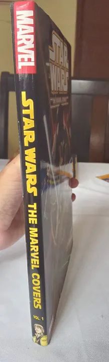 Artbook Star Wars com artes das capas da Marvel! - Foto 2