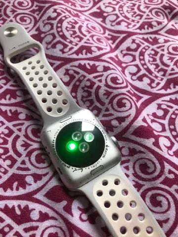 Apple watch series 2 42mm sales nike edition