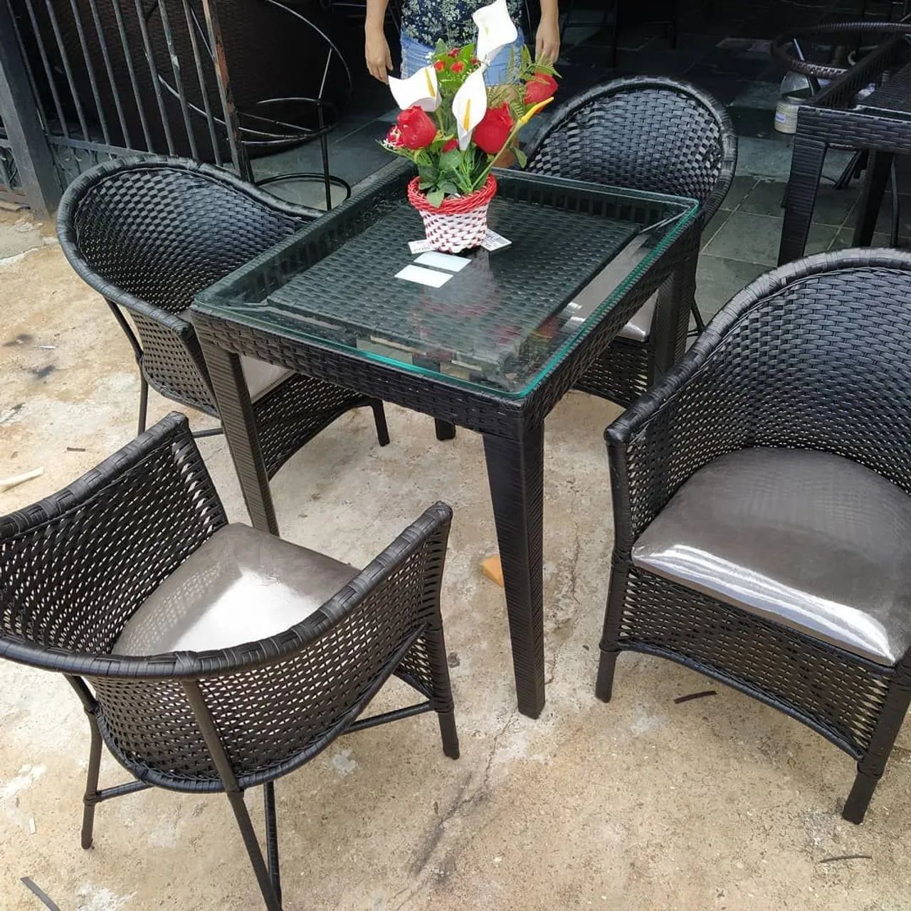 Mesa com poltronas pronta entrega  - Foto 4