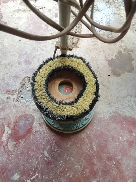 Máquina de Polir Piso - Usada