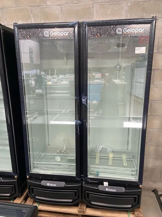 REFRIGERADOR VERTICAL GCVR-950 - GELOPAR - Foto 4