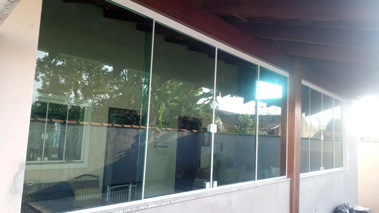 Janelas de vidro temperado para sua casa!