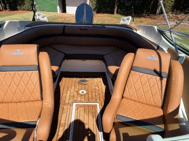 Lancha Ventura 220 - Motor 150HP - Foto 8