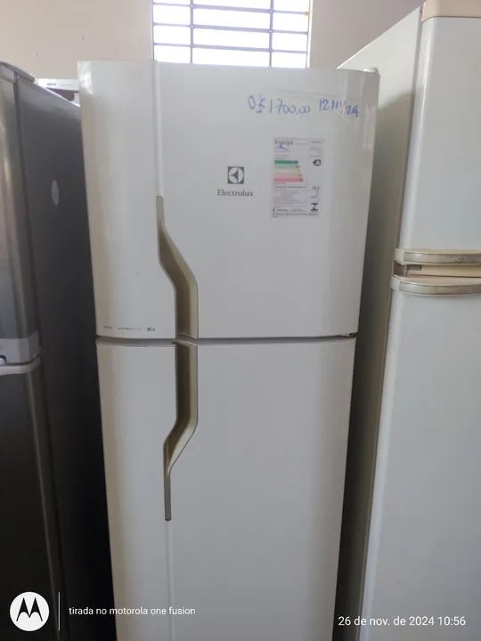 REFRIGERADOR ELECTROLUX DF 35A 220V