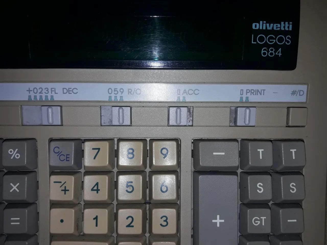 Calculadora Olivetti Logos 684