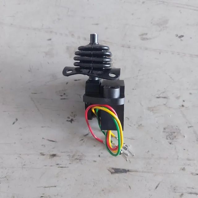 Joystick Empilhadeira Komatsu 305778-000RA