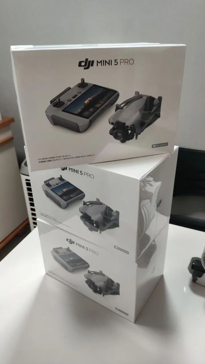 Drone DJI Mini 5 Pro Combo Fly More Plus - Novo - Oficial Brasil com 1 ano de garantia  - Foto 2