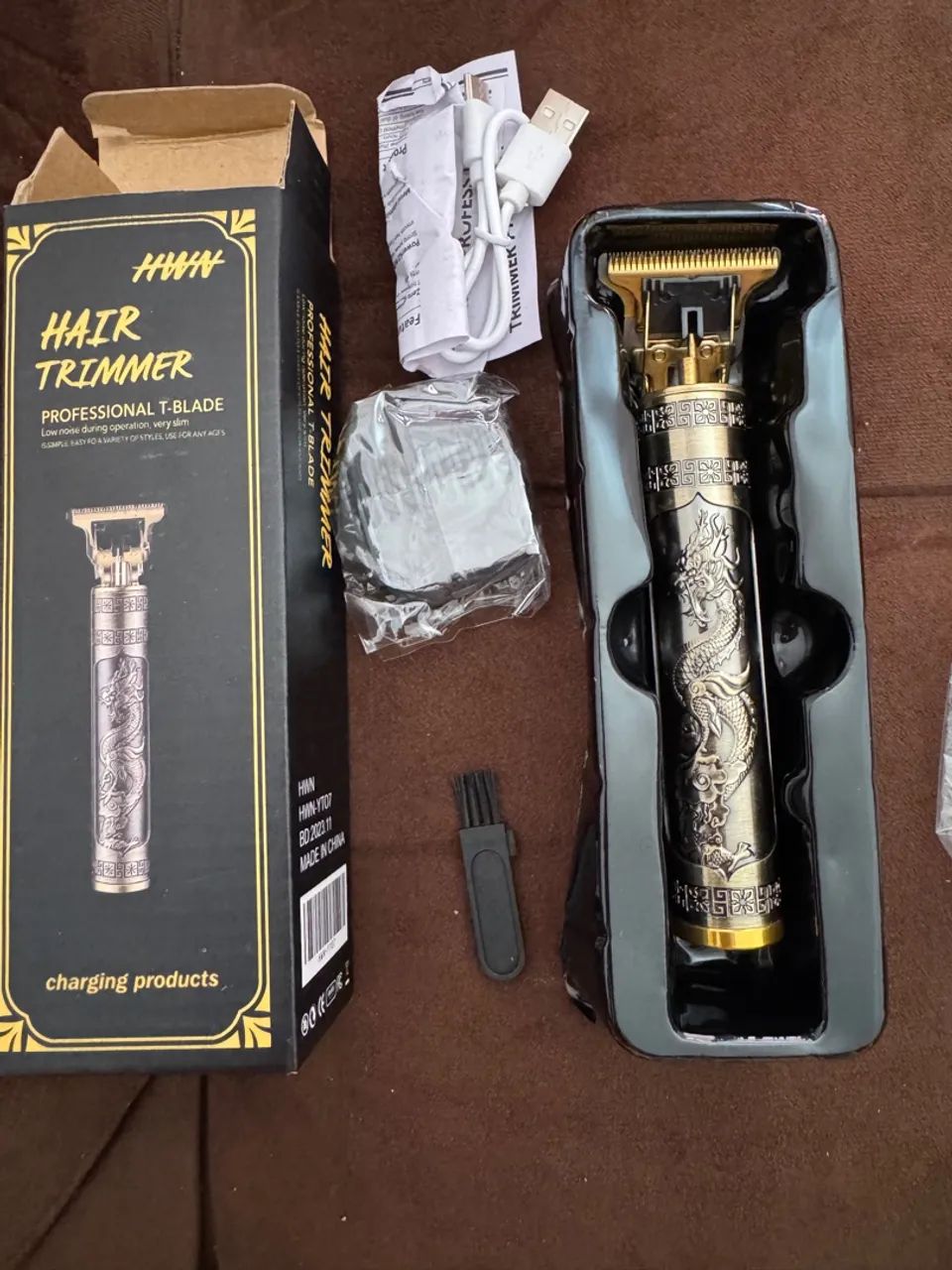 2 Máquinas de Cortar Cabelo Vintage T9 Profissional - Foto 2