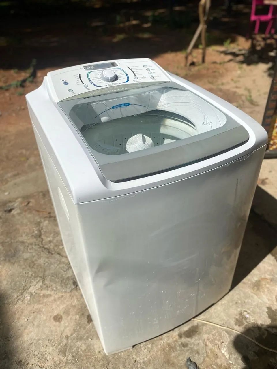 Máquina de Lavar Roupa Electrolux 10kg - Foto 2