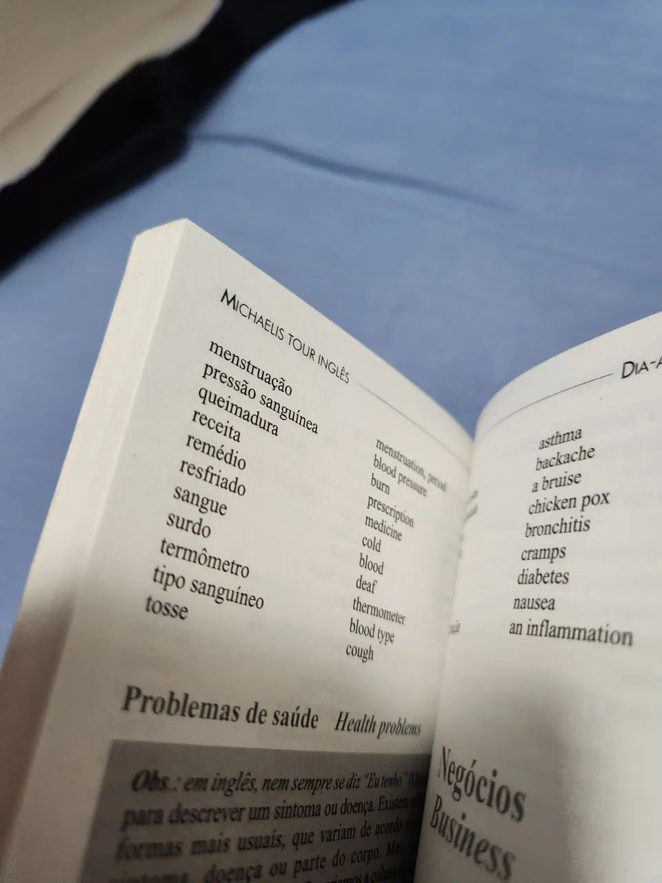 Guia de Conversação Inglês - Michaelis Tour - Foto 2