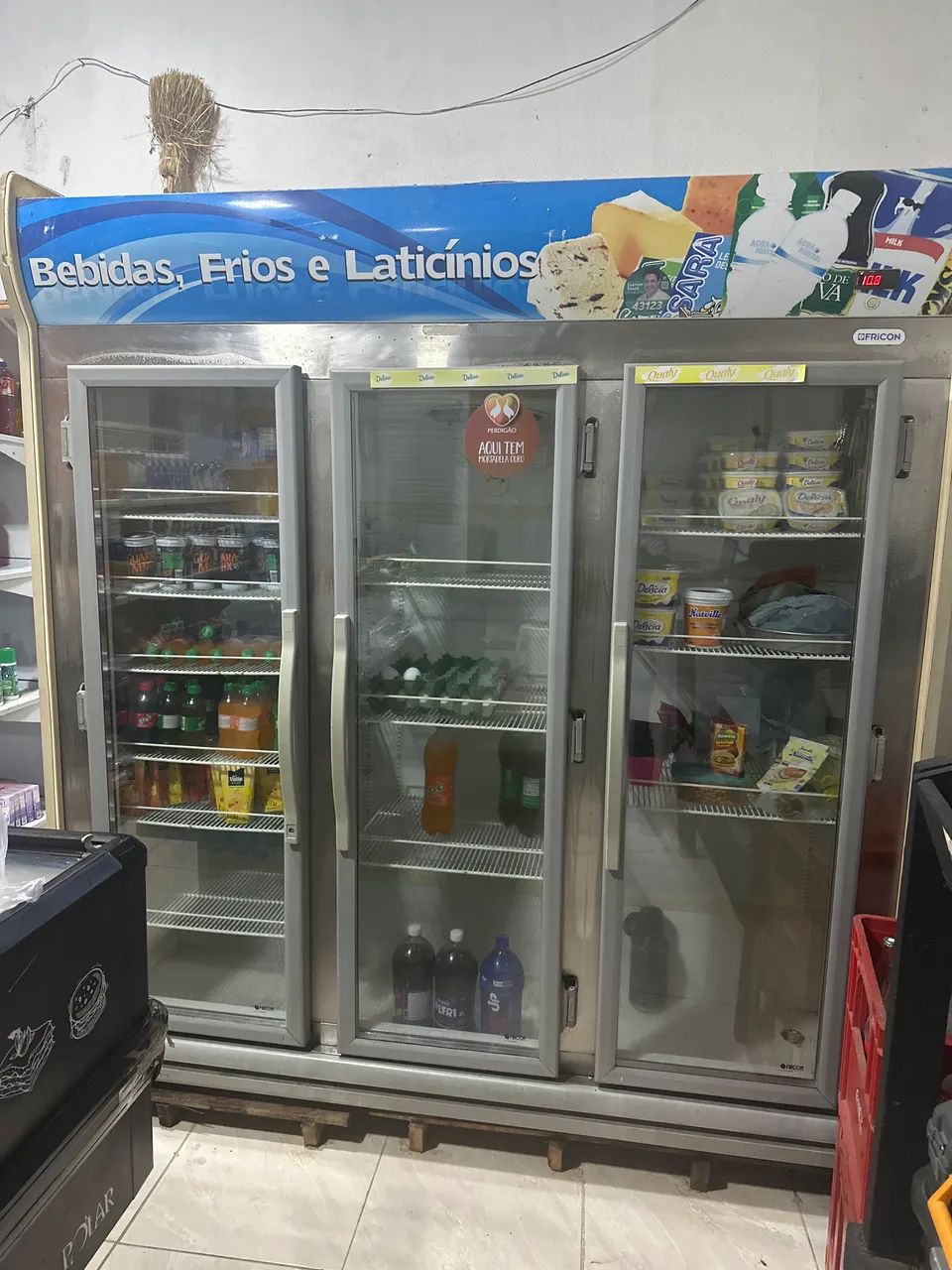 Freezer vertical 3 portas 