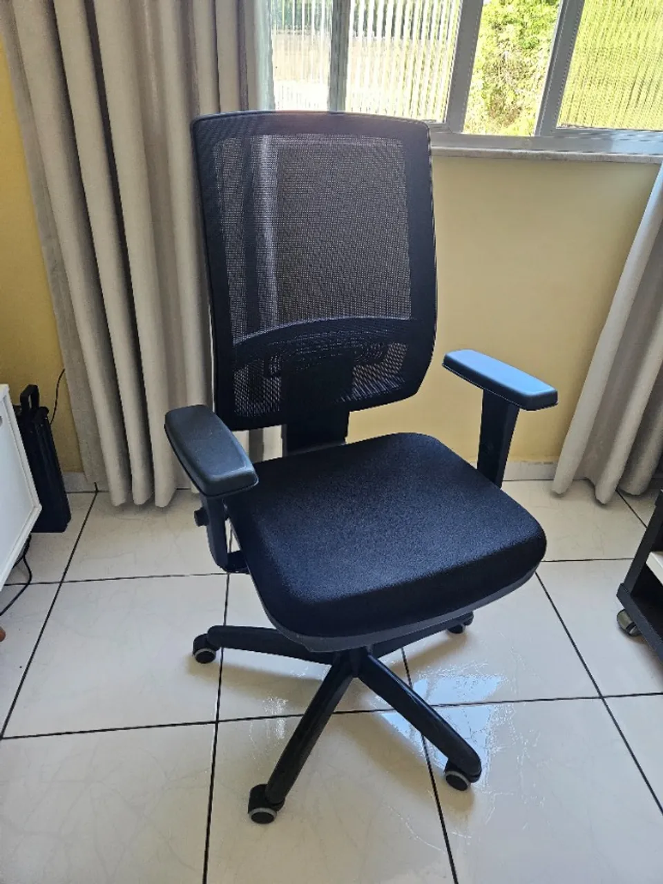 Cadeira Escritório Plaxmetal Presidente Brizza com Mecanismo Relax