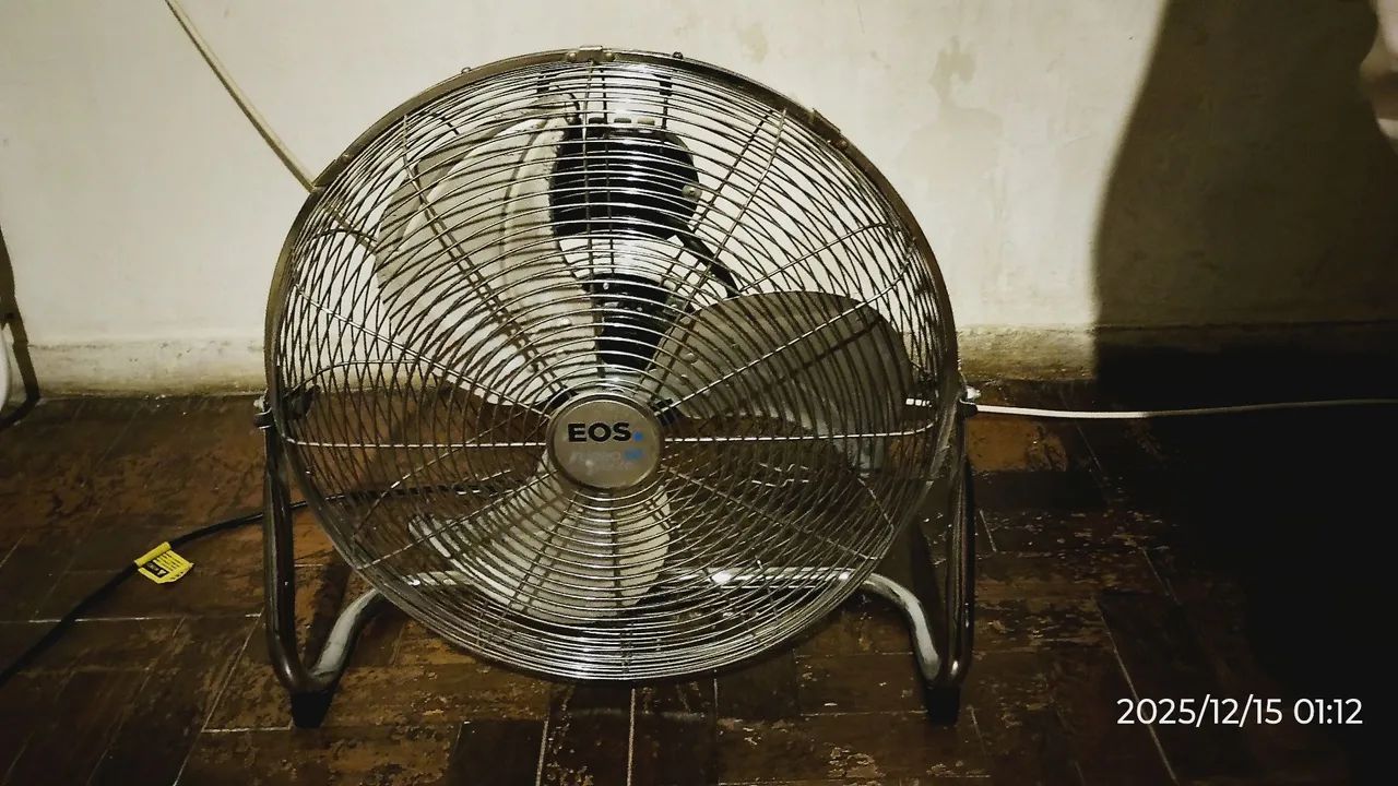 Ventilador eos 200w64739864391171124