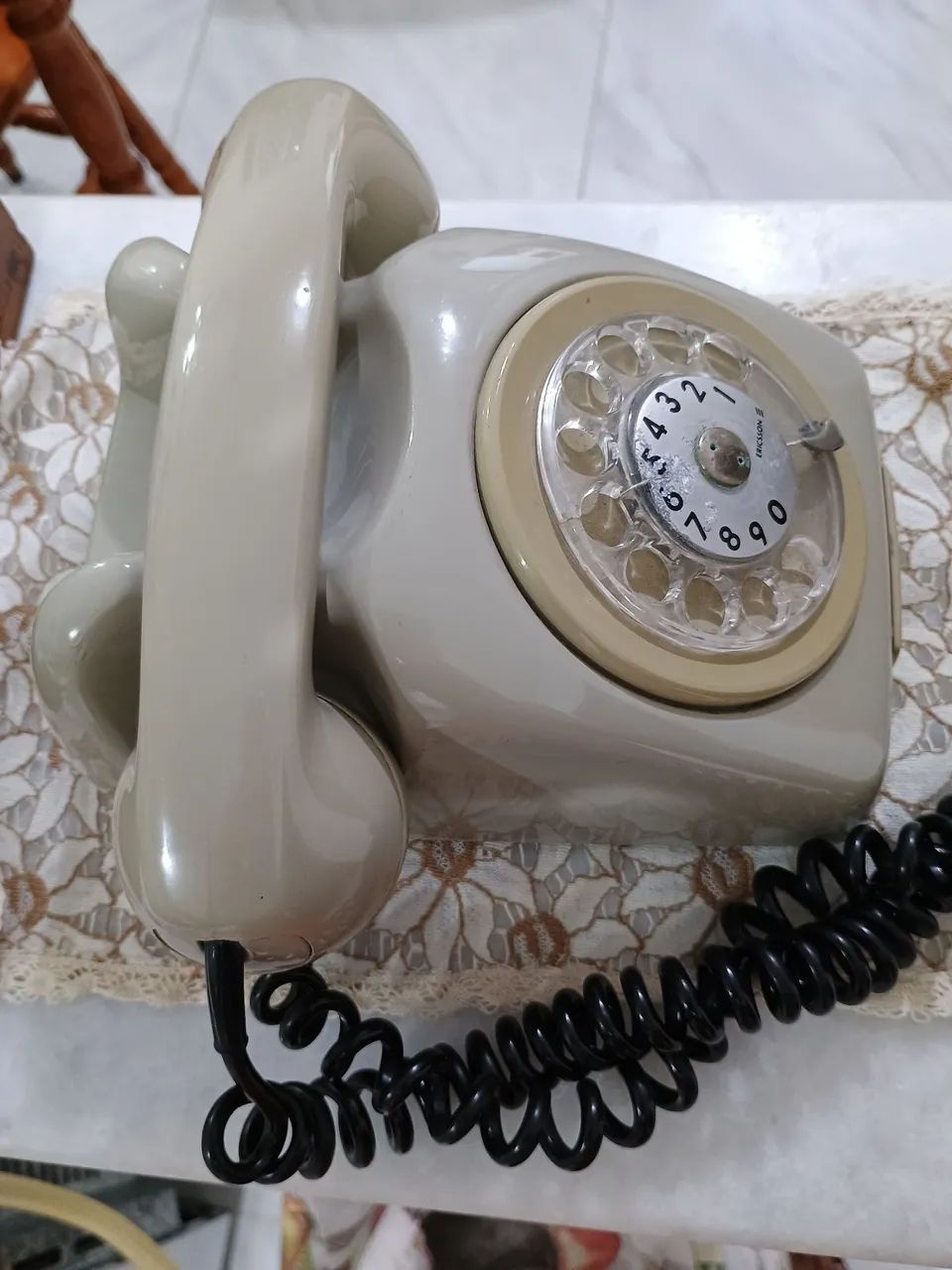 Aparelho de telefone antigo. - Foto 3