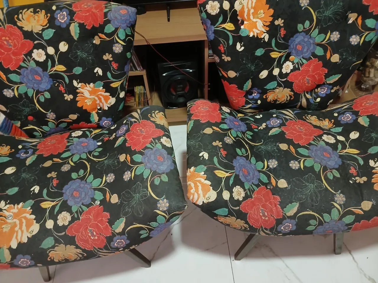 Par de Poltronas Floridas - Pra vender logo!!