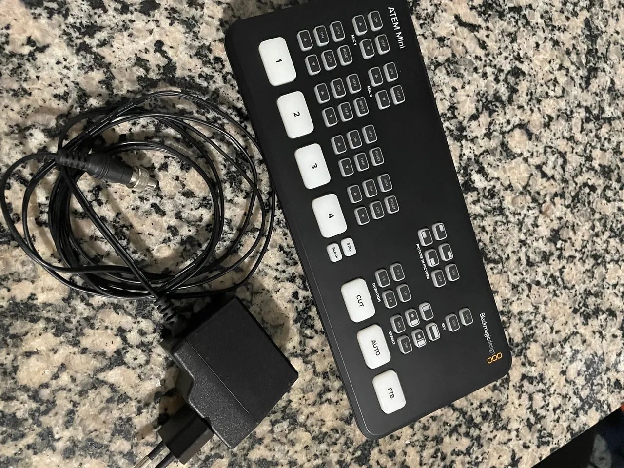 Blackmagic Mini Atem  - Foto 6