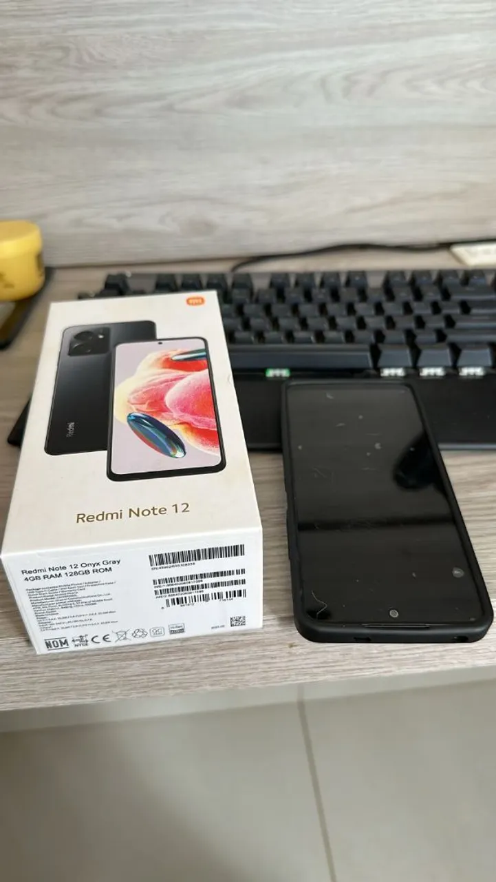 Xiome redimi note 12 4 GB de ram e 128 GB de memória
