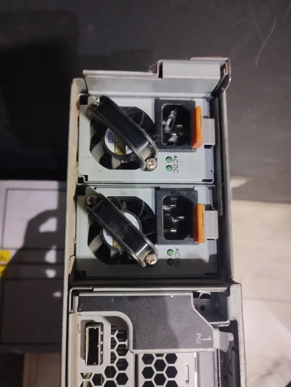 IBM X3650 Server64231141367041124