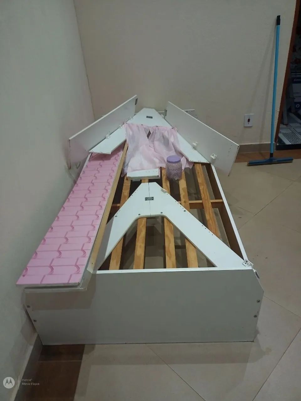 Cama 64850627759105125