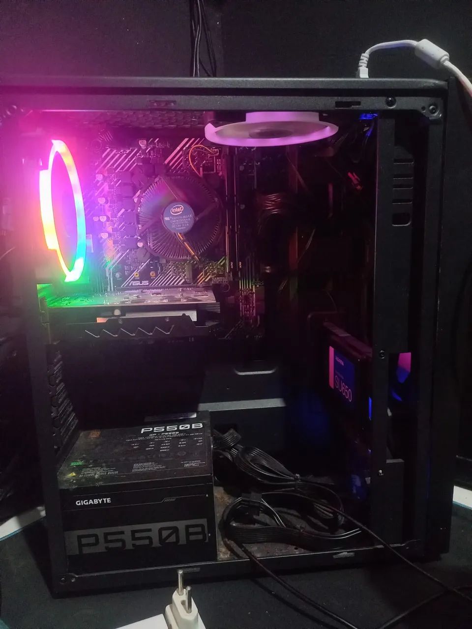 Selling computer in perfect working condition64186557539969120