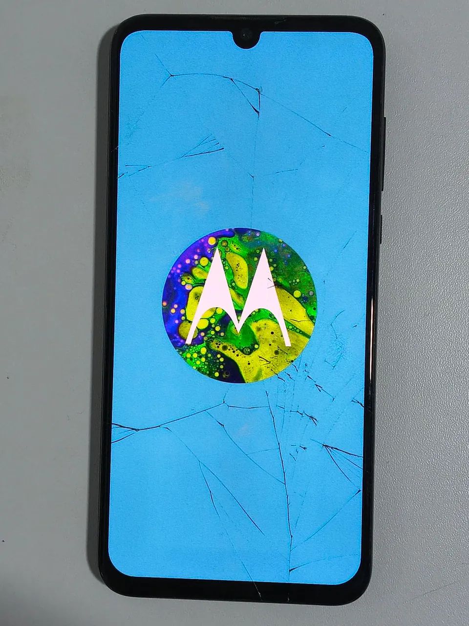 Motorola One Zoom - tela trincada