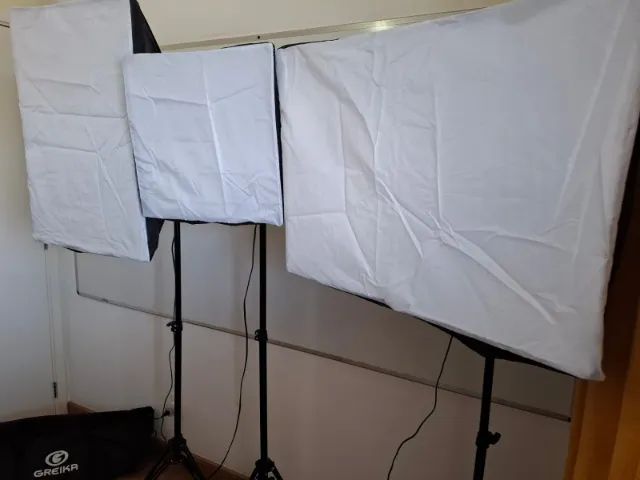 Kit Iluminação Estúdio Profissional 3 Softbox Suporte Girafa Completo Greika 110v - Foto 2