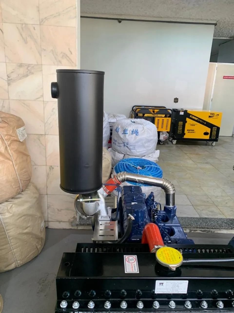 MOTOR DIESEL DE 75HP 4 CILINDROS ESTACIONÁRIO TURBINADO E INTERCULADO - Foto 4