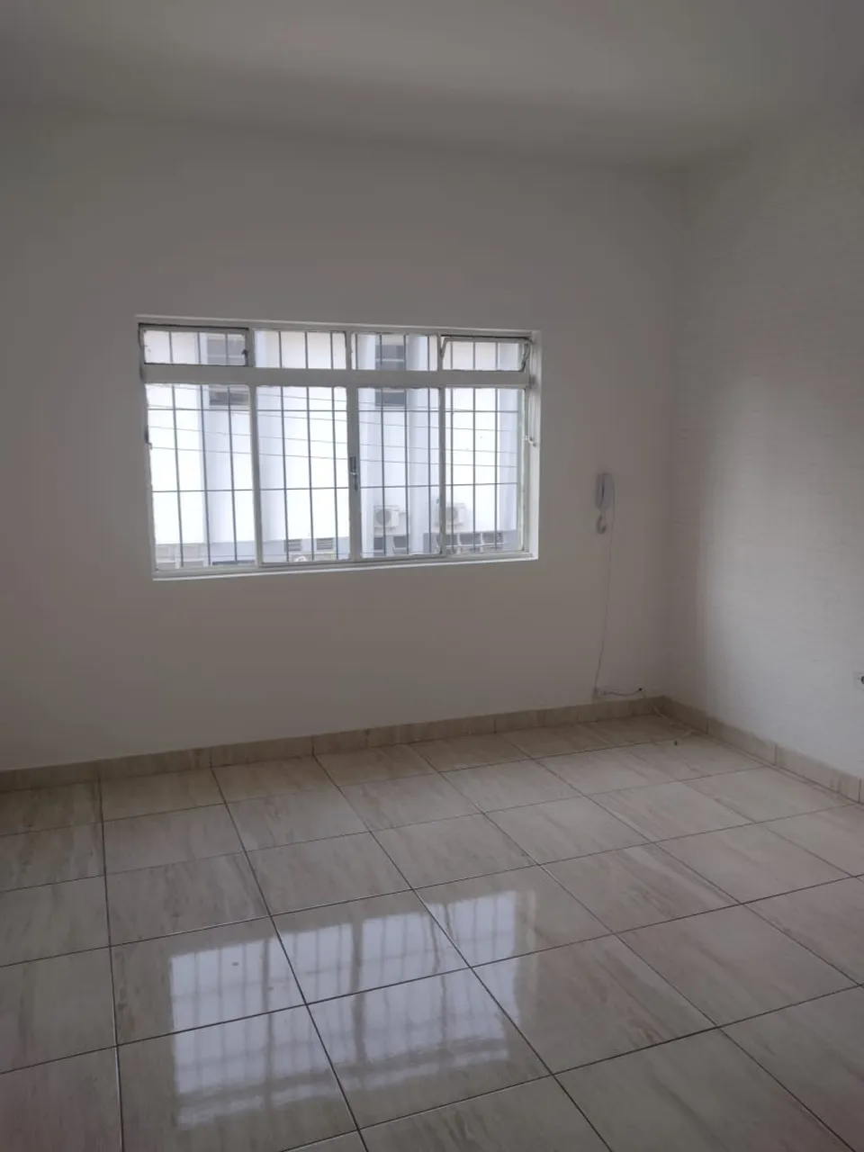 Sala comercial para aluguel no centro de -Taboão da Serra - SP