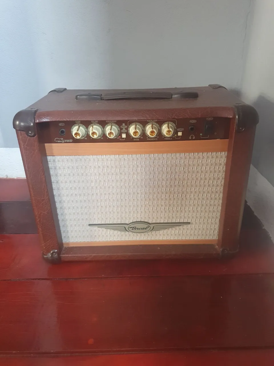 Amplificador de Guitarra oneal ocg 100