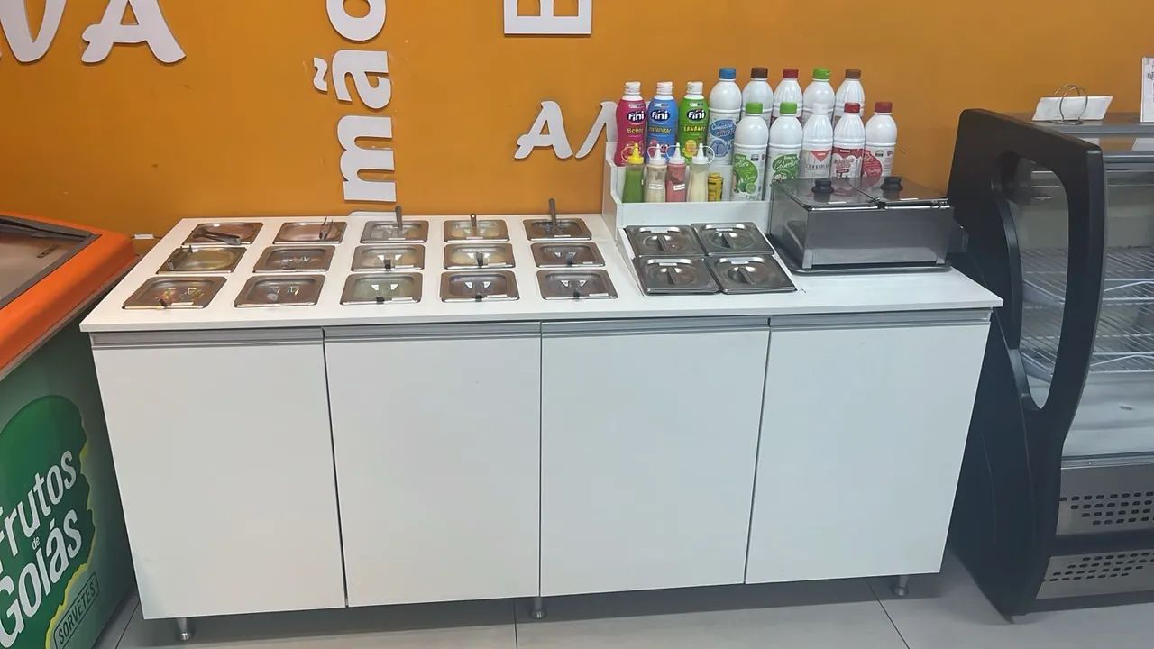   Expositor/ Buffet/ Balcão para sorveteria/ açaiteria/ adegas e móveis pra cafeteira