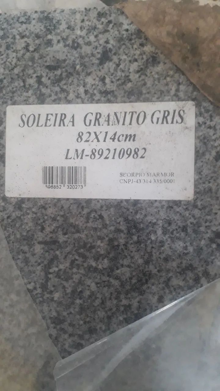 Soleira Granito Gris 82x14cm