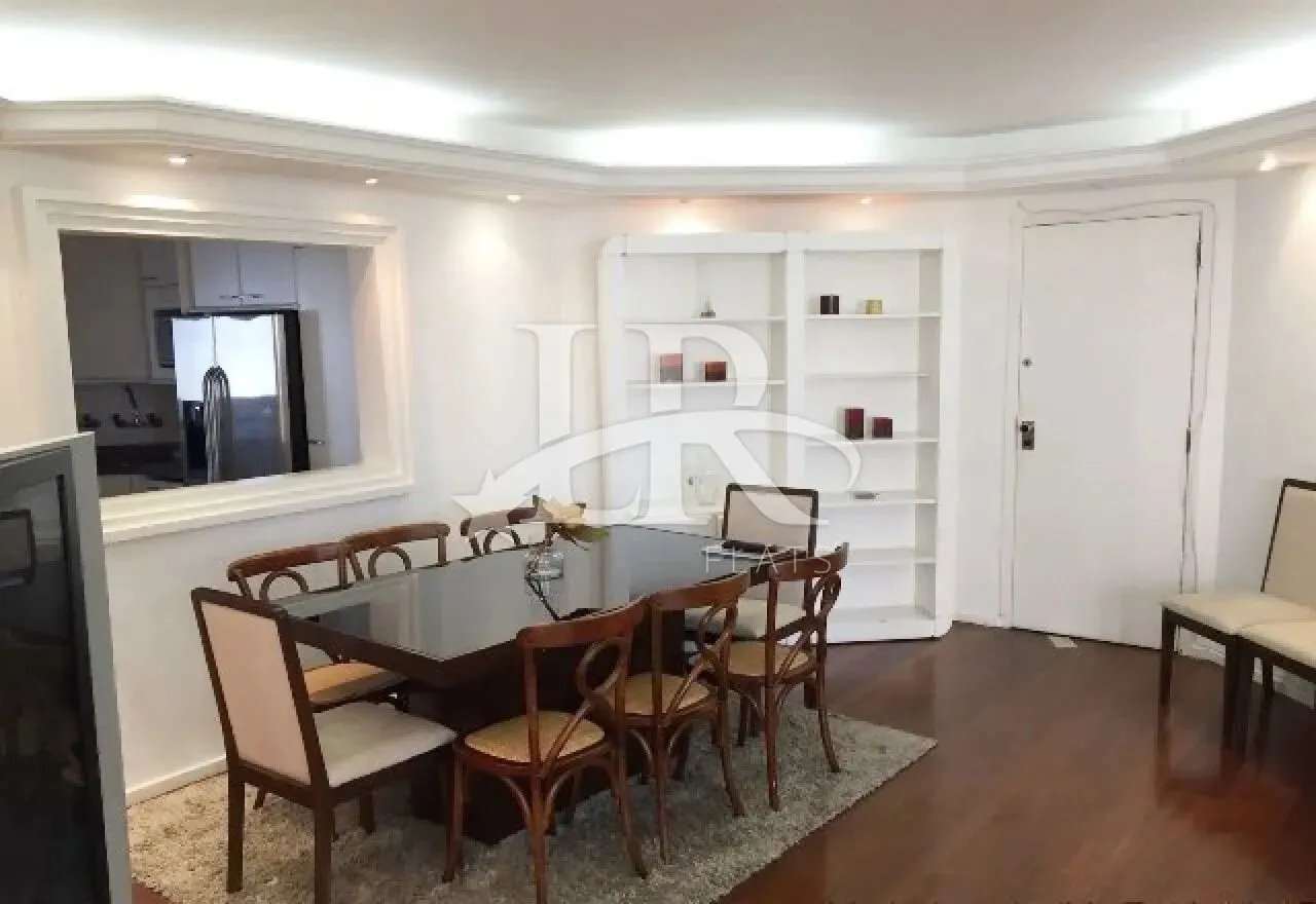 LR Flats - Flat 4 dormitórios com suite para locação em Moema