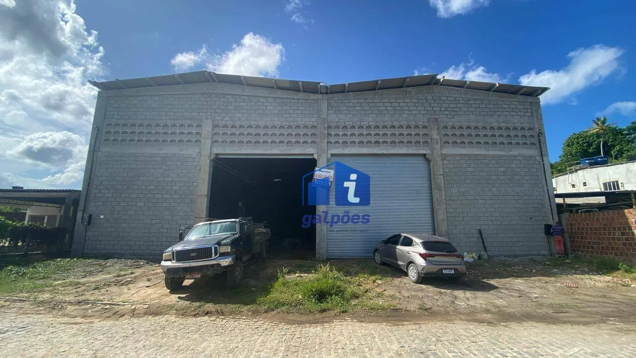 Galpão com 336 m² à 150 metros da BR 101 em Igarassu - PE