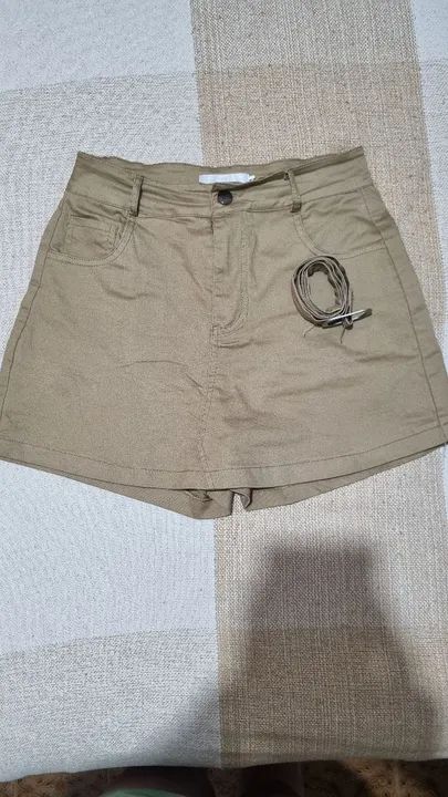 Short Saia bege com cinto - Foto 2