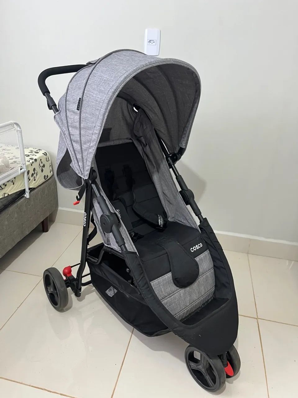 Carrinho de Bebê Cosco - Unissex  - Foto 2