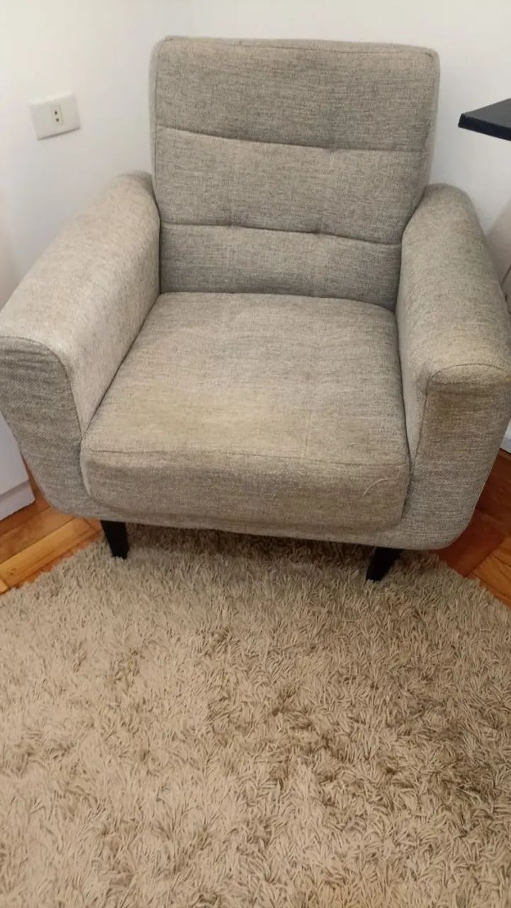Poltrona confortável e moderna