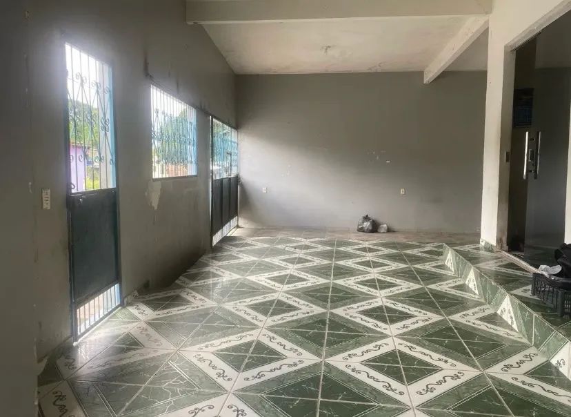 Casa no trecho 1, sol nascente 