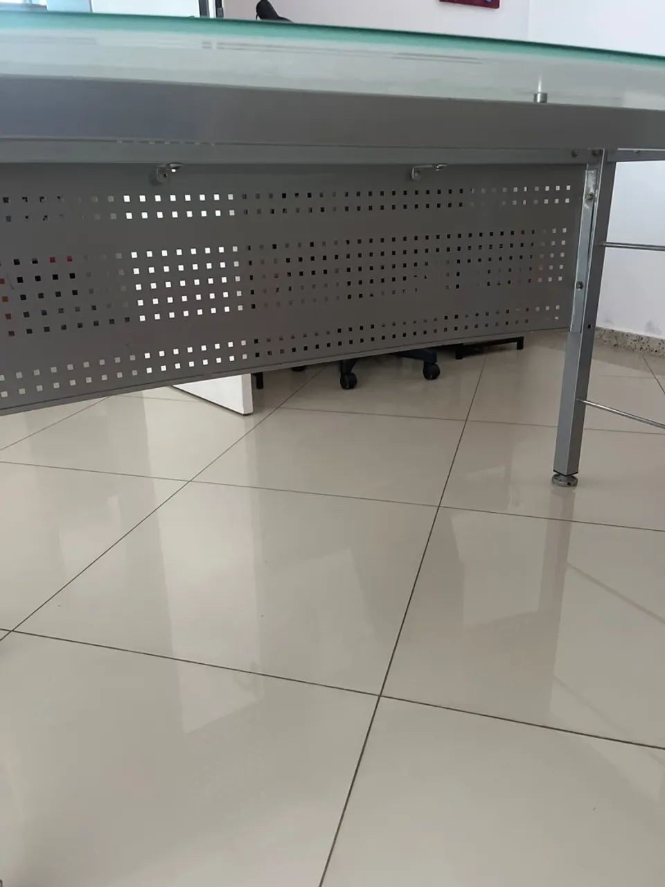 Mesa de Escritório em Vidro Temperado - Foto 3