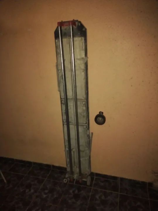 Riscadeira de 1 metro é 80