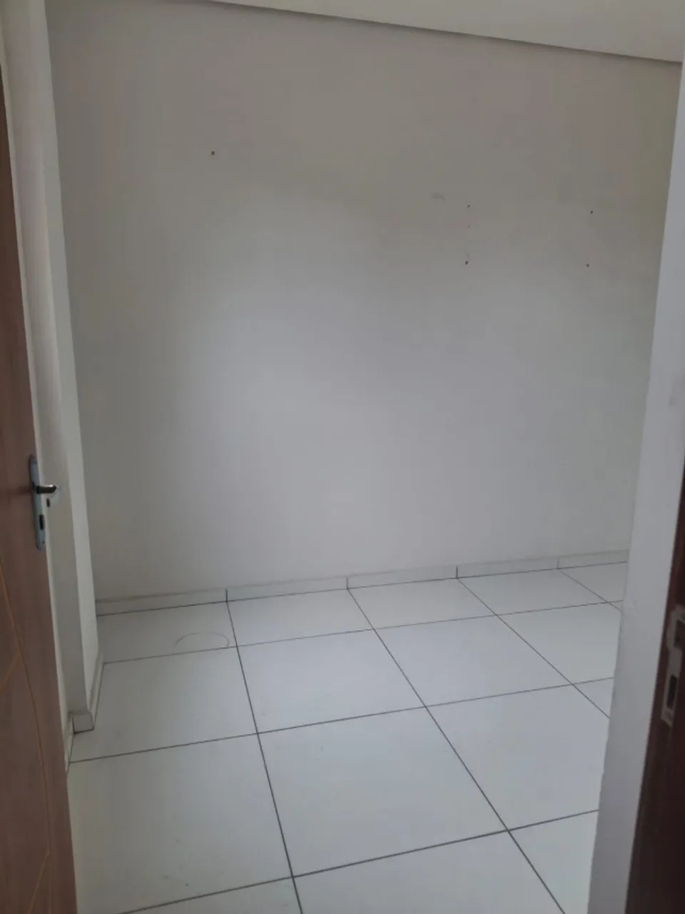 alugo apartamento no bairro das Nações