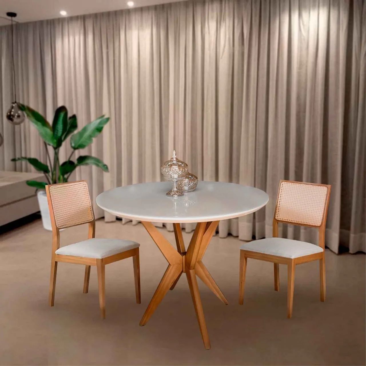 Mesa de Jantar Redonda