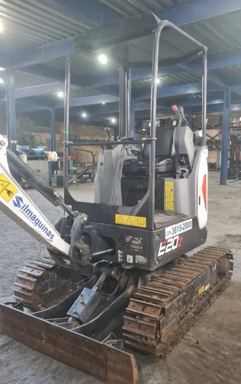 Mini Escavadeira Bobcat Mod. E20z Ano 2023 612.8h - Foto 3