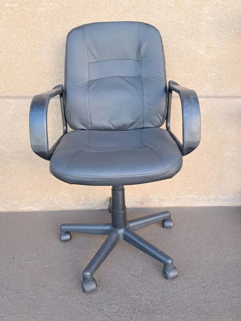 Cadeira Giratória Mecanismo a Gás - Foto 3