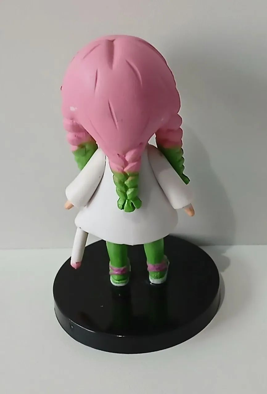 BONECO ACTION FIGURE MINIATURA DEMON SLAYER MITSURI KANROJI - Foto 2