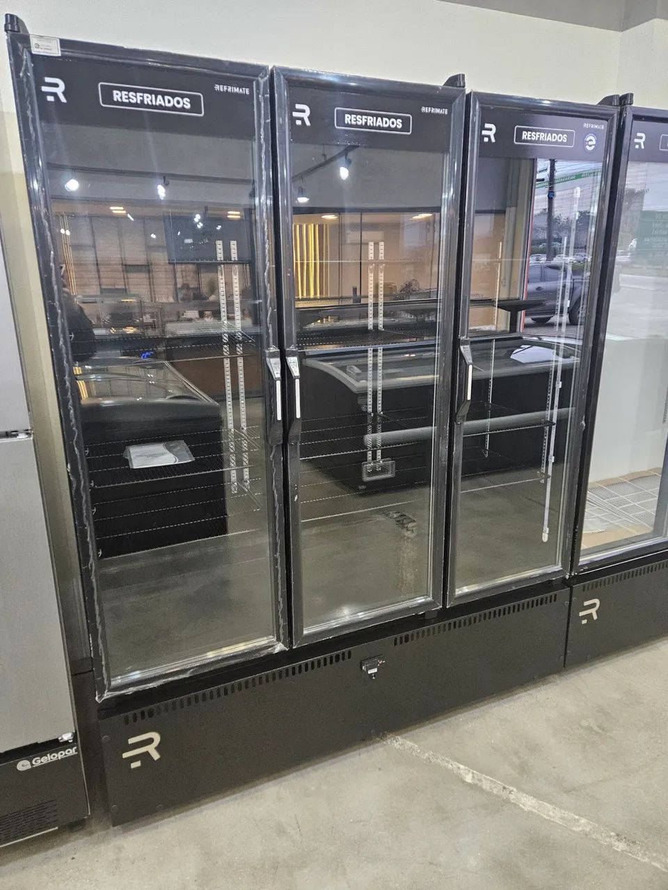 expositora refrigerada 3 portas com led - nova